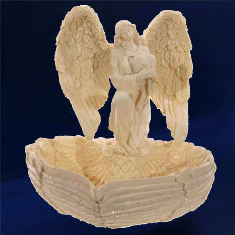 RECIPIENT ANGE EN FORME DE COEUR 22CM