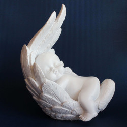 estatua bebé