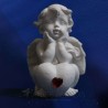ANGELOT CONTEMPLATIF COEUR ROUGE