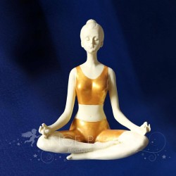 ESTATUETA DE YOGA PARA MUJER