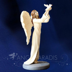 STATUETTE ANGE WITH COLOMBE