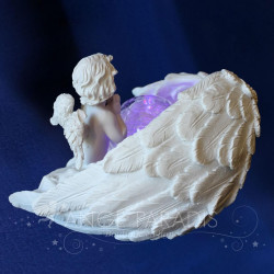 ángel se ilumina