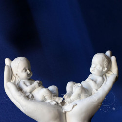 escultura de bebe