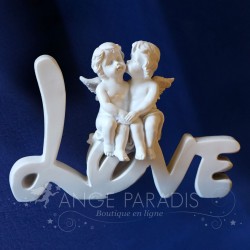 FIGURA DE ÁNGEL DE BODAS ESTILO AMOR