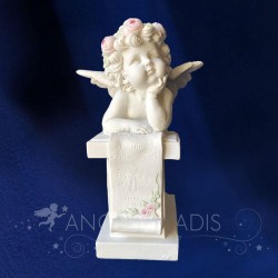 Estatua de ángel para decorar