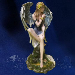 ESTATUILLA DE HADA
