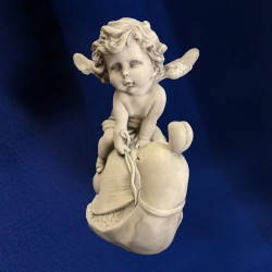 estatuilla de ángel animal