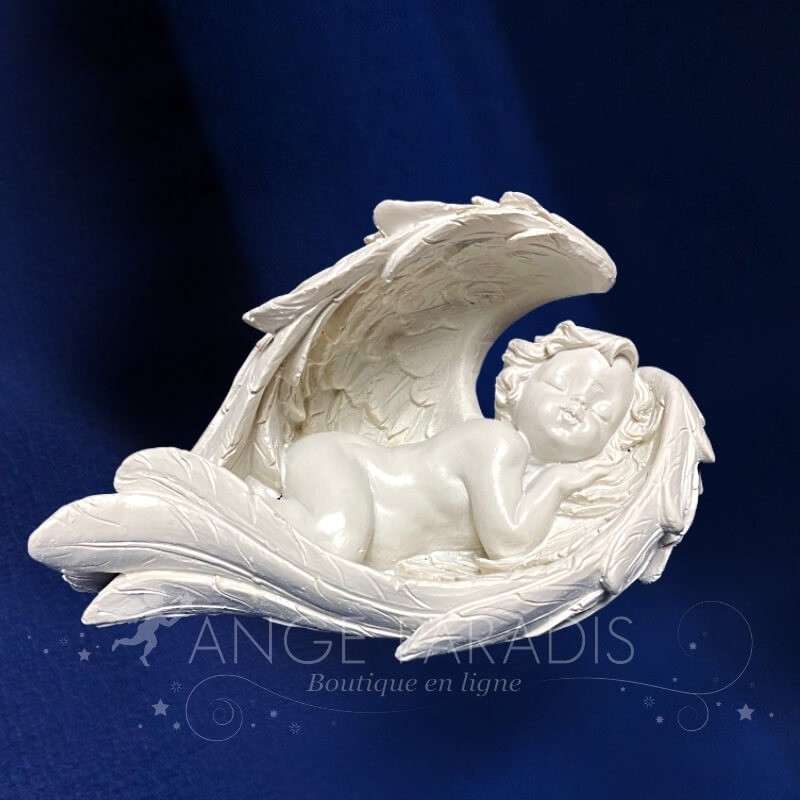 Estatuilla de ángel con plumas - 17 cm