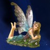 Figura de hada relajante